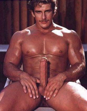 stud05.jpeg (36688 bytes)